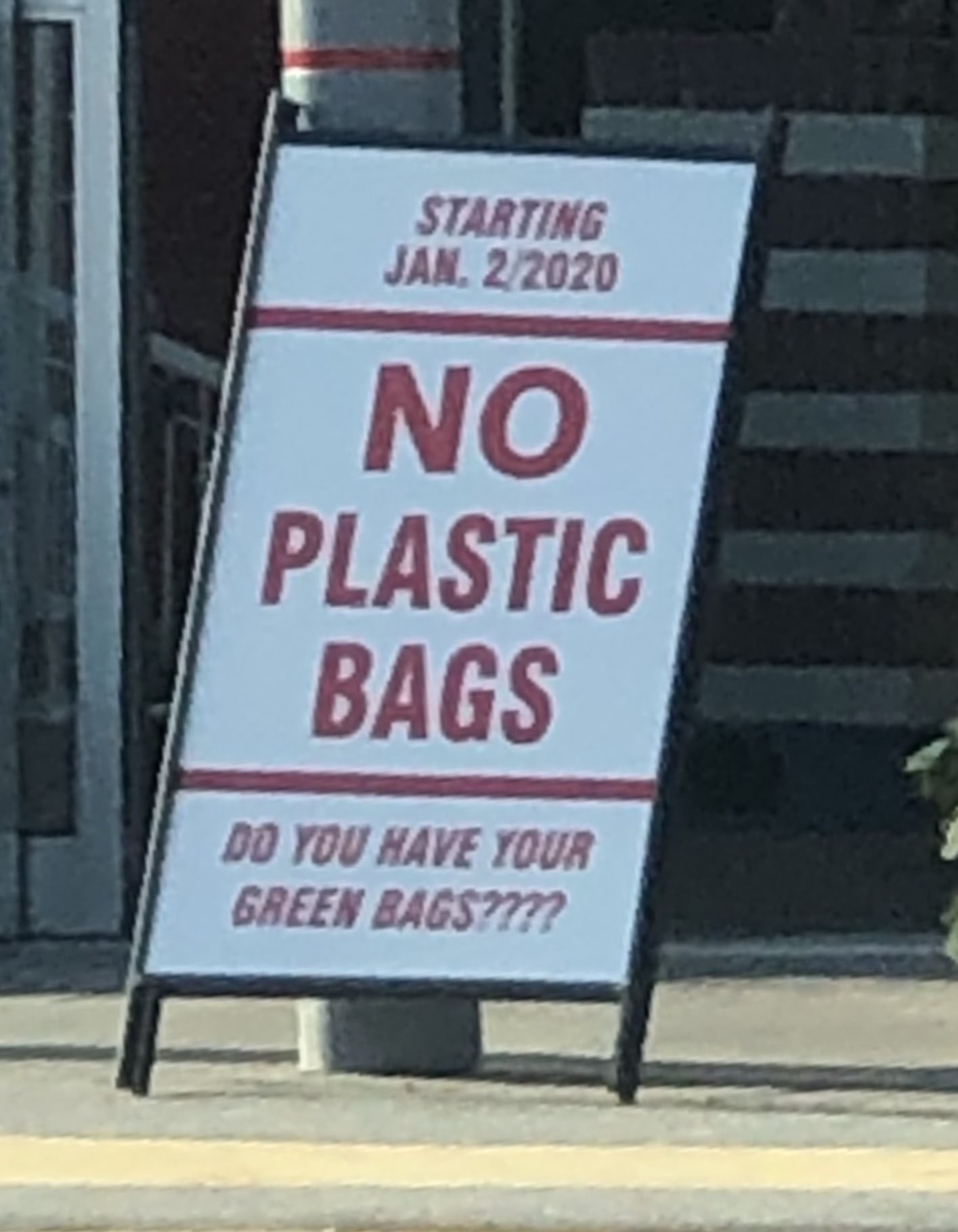 sign: no plastic bags
