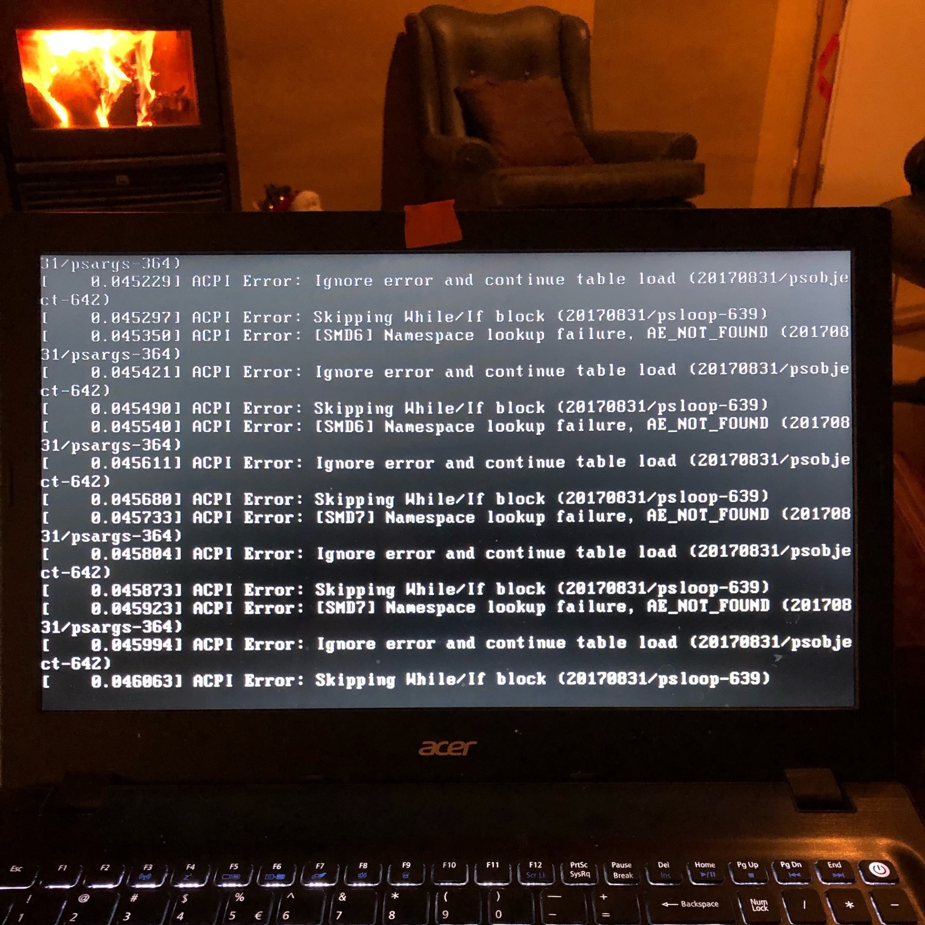 computer displaying error messages