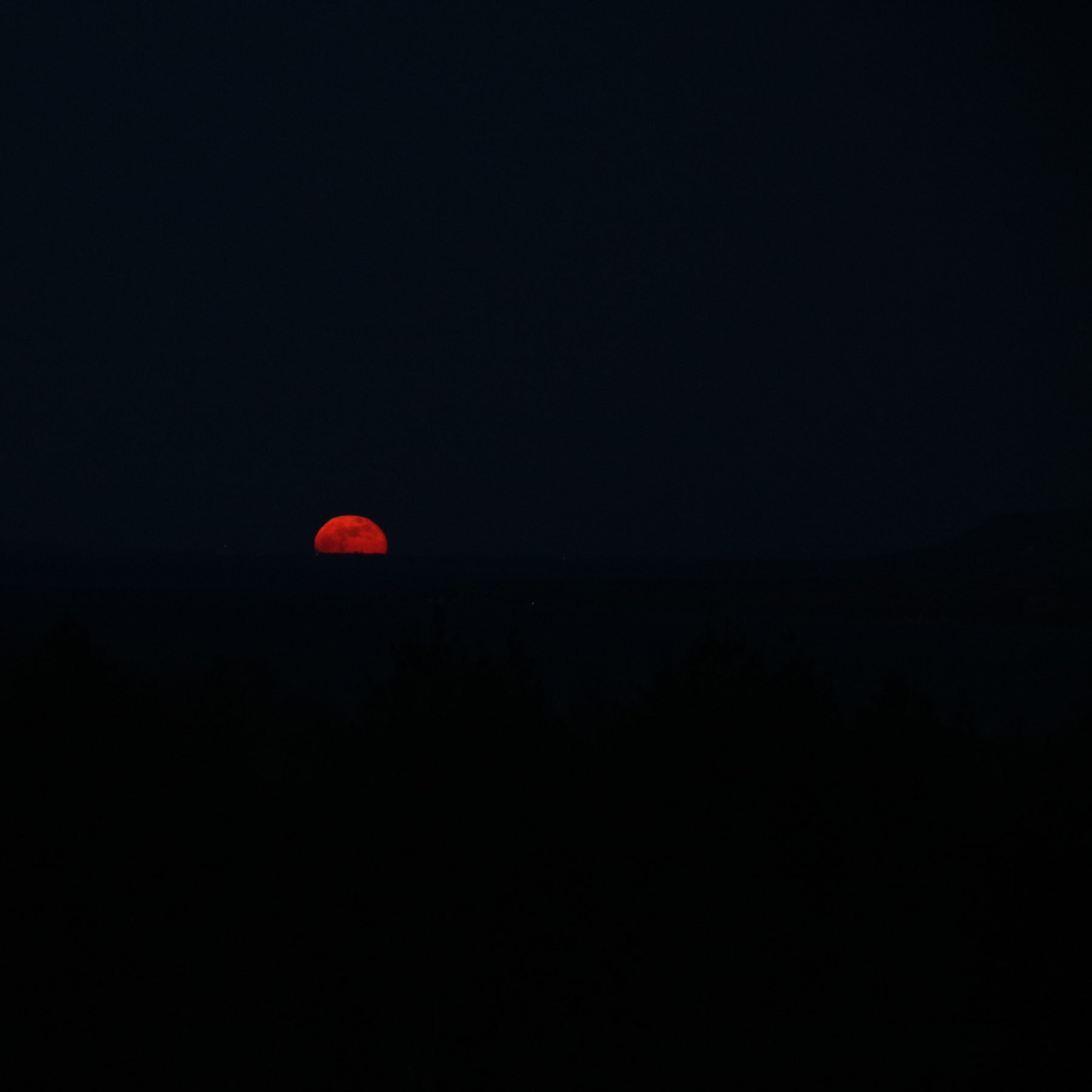 red moon rising