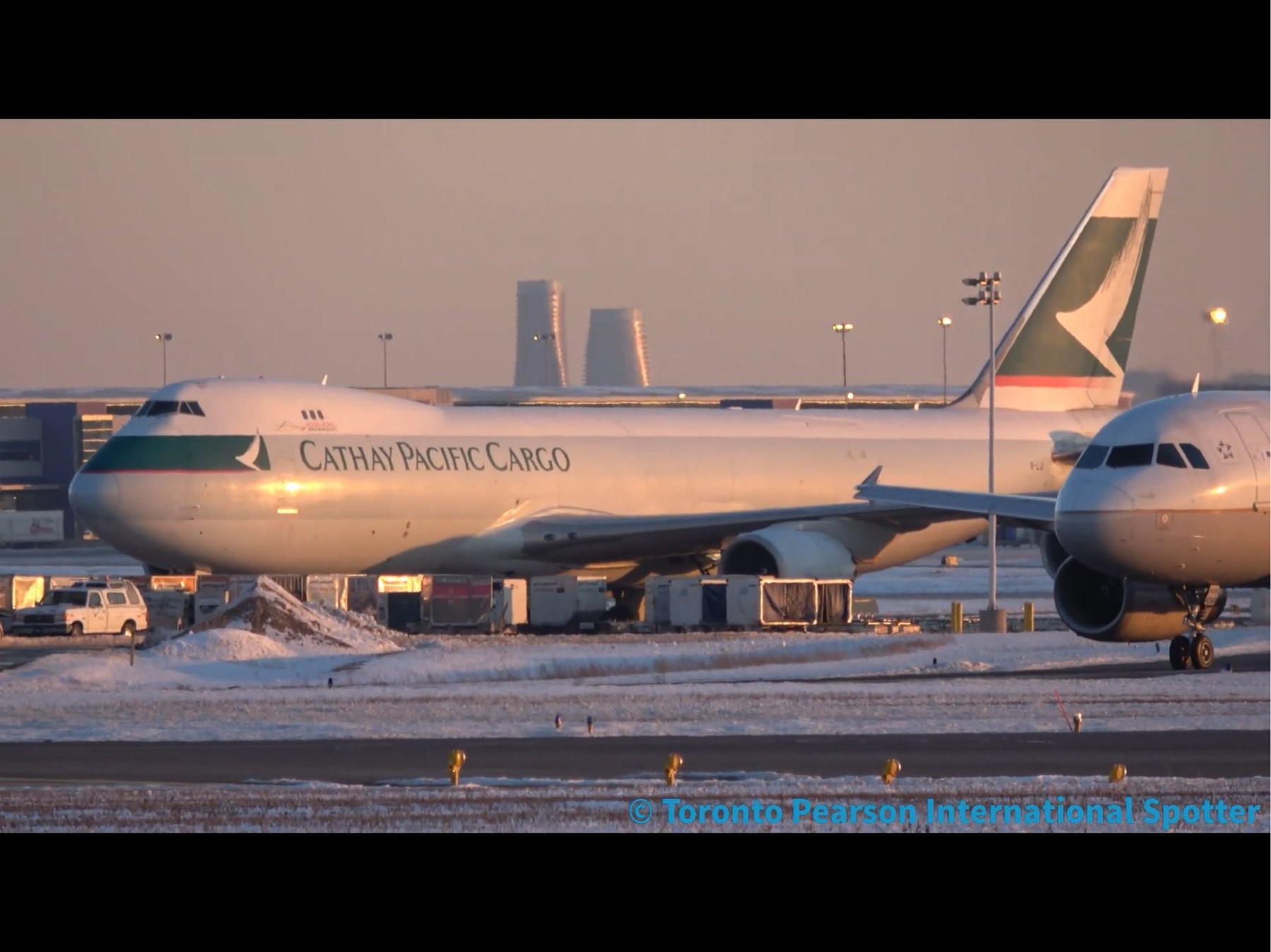 photo of a boeing 747